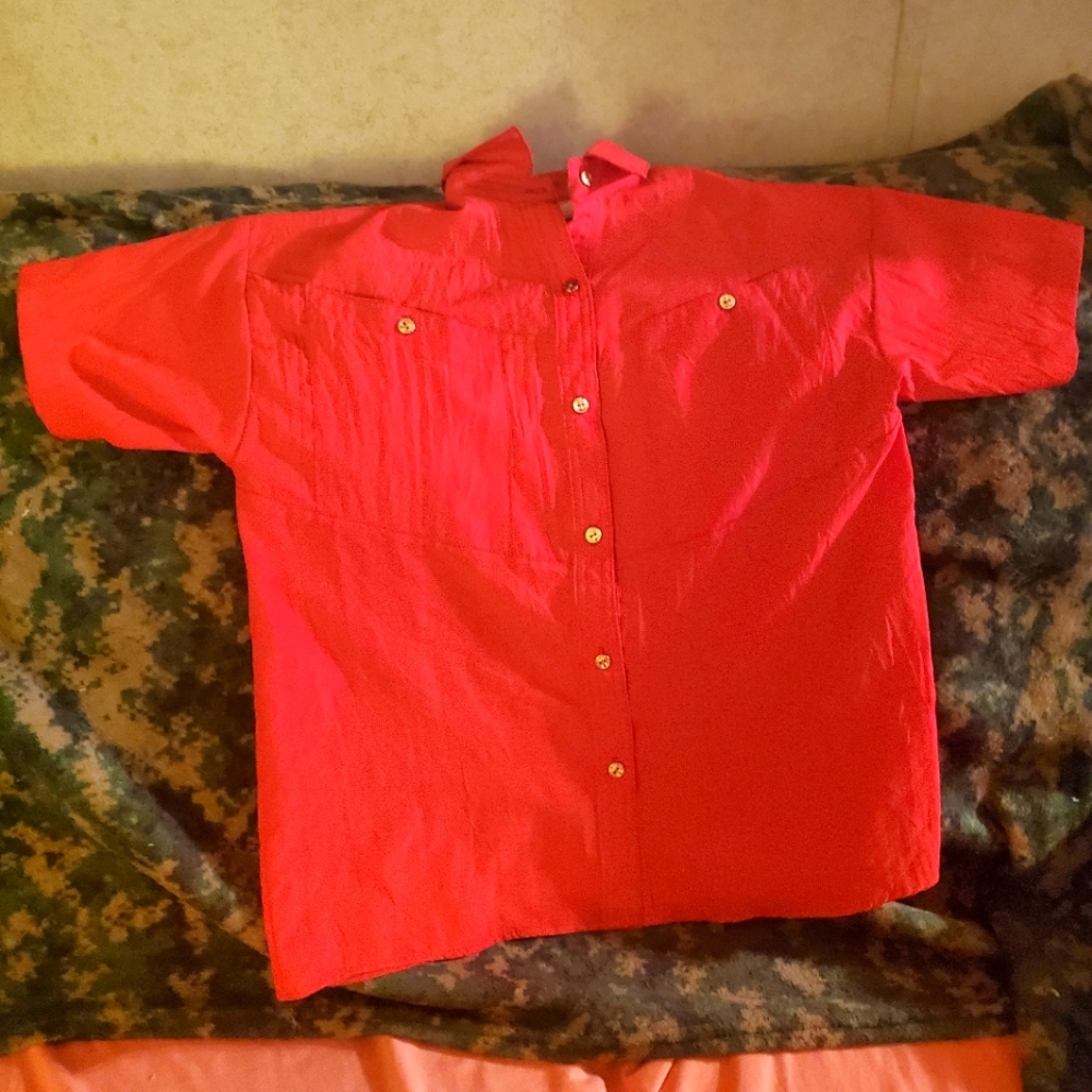 Red Button Up Short Sleeve Cortiva Shirt